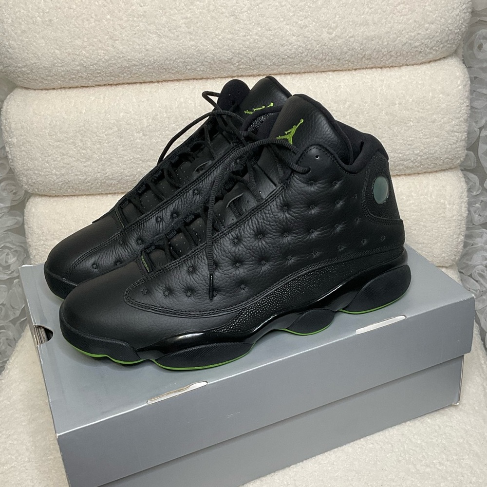 Brand New - Air Jordan Retro 13 Altitudes Sz 12